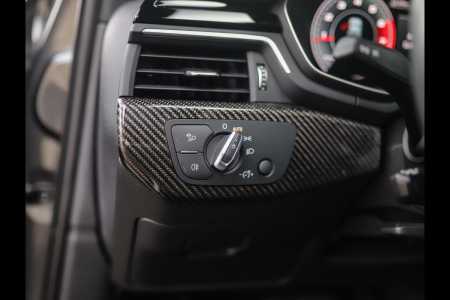 Audi A4 Limousine 40 TFSI S edition Competition | Keyless | 3-Zone Airco | Trekhaak | Virtual Cockpit