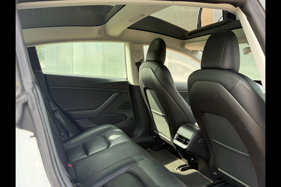 Tesla Model 3 Long Range AWD 75 kWh Dual Motor Autopilot Trekhaak