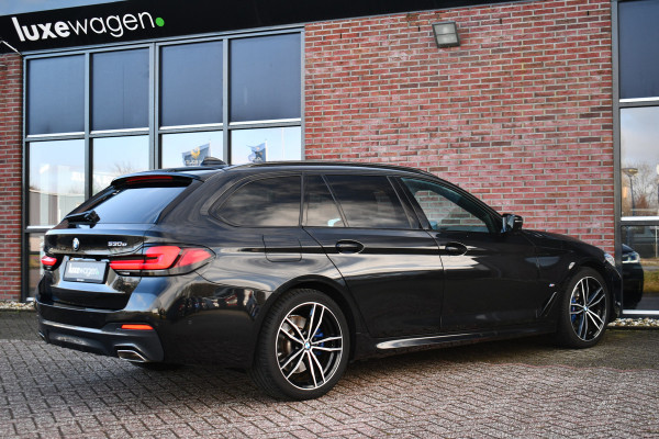 BMW 5 Serie Touring 530e 292pk M-Sport Pano ACC Trekh Comf-seat 360 HUD Laser 4wielbest