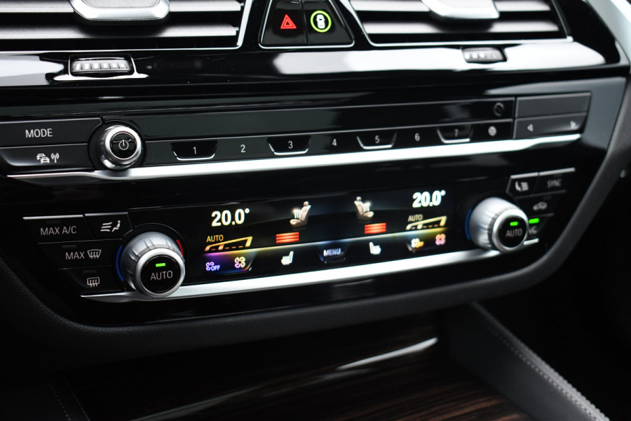 BMW 5 Serie Touring 530e 292pk M-Sport Pano ACC Trekh Comf-seat 360 HUD Laser 4wielbest