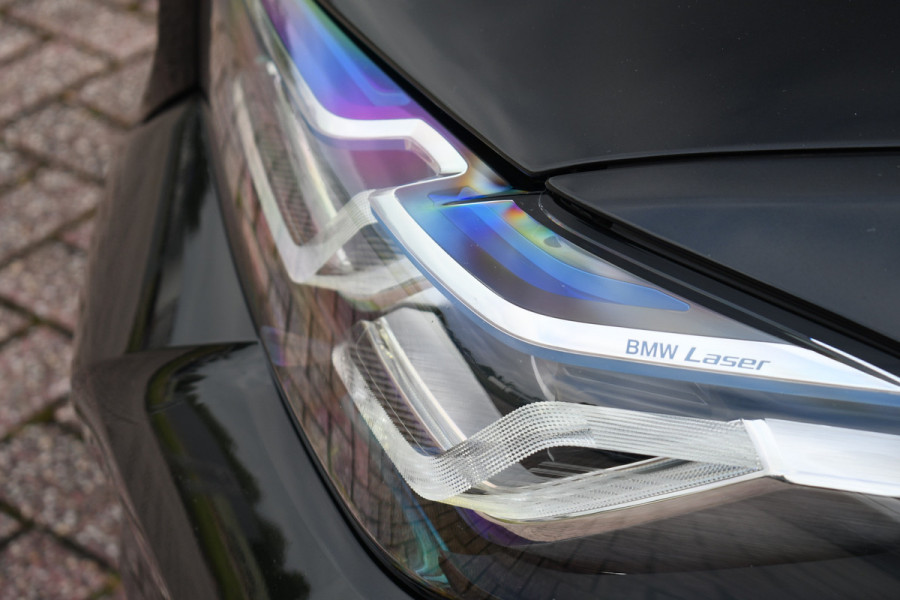 BMW 5 Serie Touring 530e 292pk M-Sport Pano ACC Trekh Comf-seat 360 HUD Laser 4wielbest
