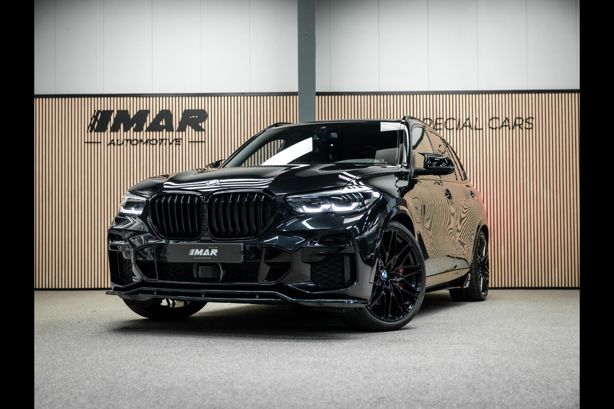 BMW X5 xDrive45e High Executive | Pano | Trekhaak | Luchtvering  | Stoelverwarming |
