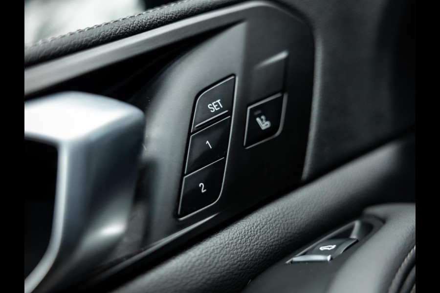 BMW X5 xDrive45e High Executive | Pano | Trekhaak | Luchtvering  | Stoelverwarming |