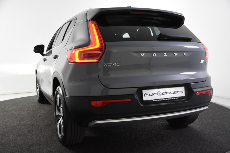 Volvo XC40 1.5 T4 Recharge Inscription *1ste Eigenaar*Navigatie*Camera*Keyless*
