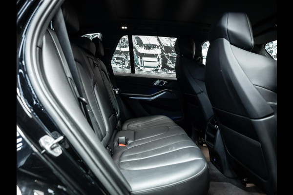 BMW X5 xDrive45e High Executive | Pano | Trekhaak | Luchtvering  | Stoelverwarming |