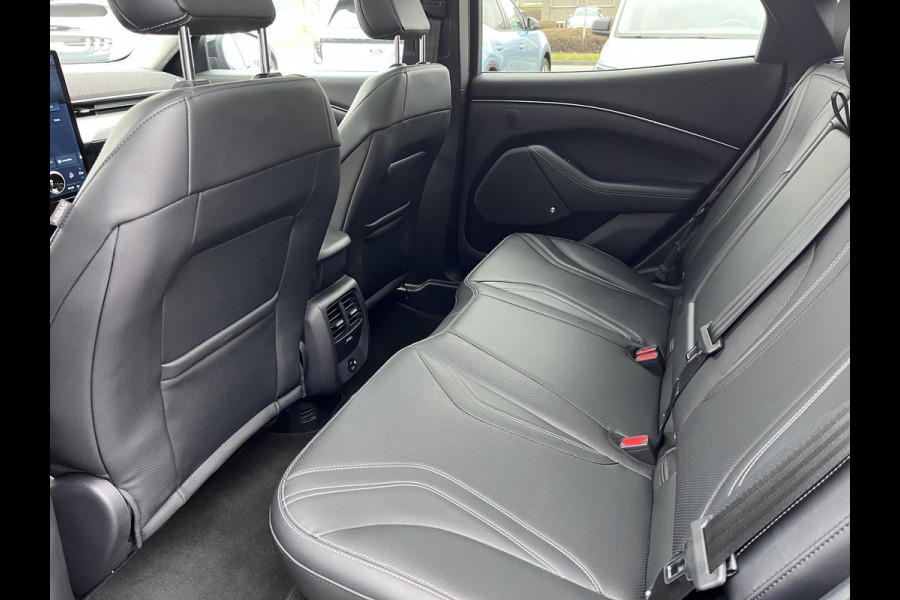 Ford Mustang Mach-E Extended RWD 98 kWh 294pk | Technology Pack Plus | Panoramadak | Winterpack | Adaptieve Cruise | SOH 93% |