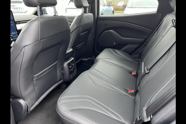 Ford Mustang Mach-E Extended RWD 98 kWh 294pk | Technology Pack Plus | Panoramadak | Winterpack | Adaptieve Cruise | SOH 93% |