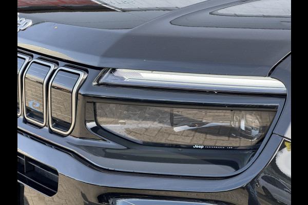 Jeep Avenger 1st Edition 54 kWh NL-AUTO | ELEKTRISCHE KLEP | NAVI | SFEER VERL. SOH 95,44%