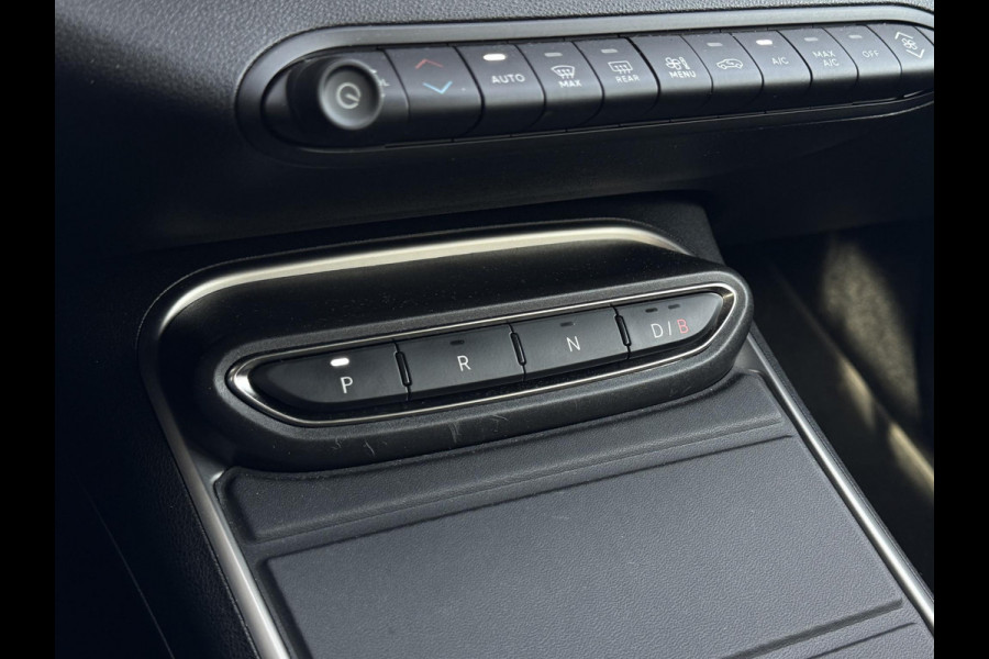 Jeep Avenger 1st Edition 54 kWh NL-AUTO | ELEKTRISCHE KLEP | NAVI | SFEER VERL. SOH 95,44%