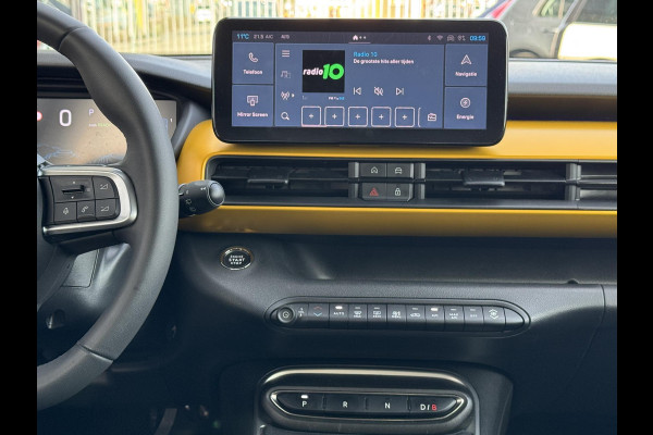 Jeep Avenger 1st Edition 54 kWh NL-AUTO | ELEKTRISCHE KLEP | NAVI | SFEER VERL. SOH 95,44%