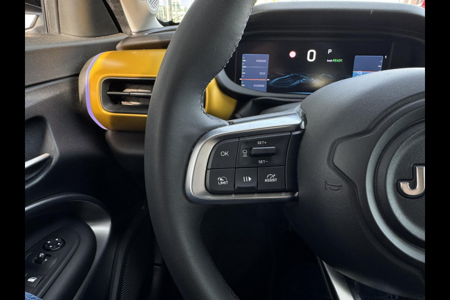 Jeep Avenger 1st Edition 54 kWh NL-AUTO | ELEKTRISCHE KLEP | NAVI | SFEER VERL. SOH 95,44%