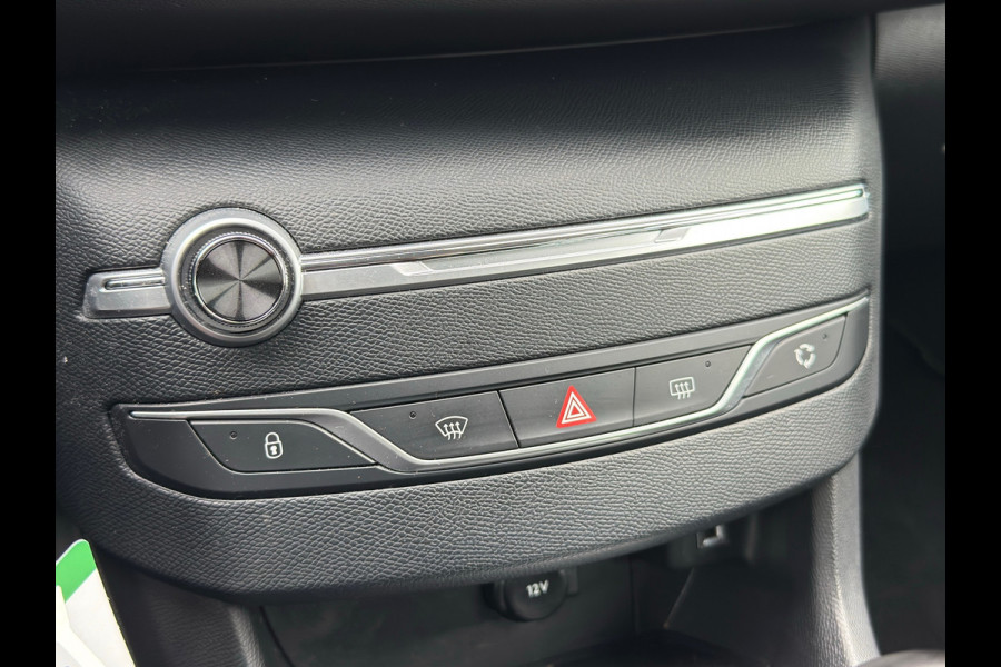 Peugeot 308 1.2 PureTech NAVI / PDC / CARPLAY / LANE ASSIST / APK