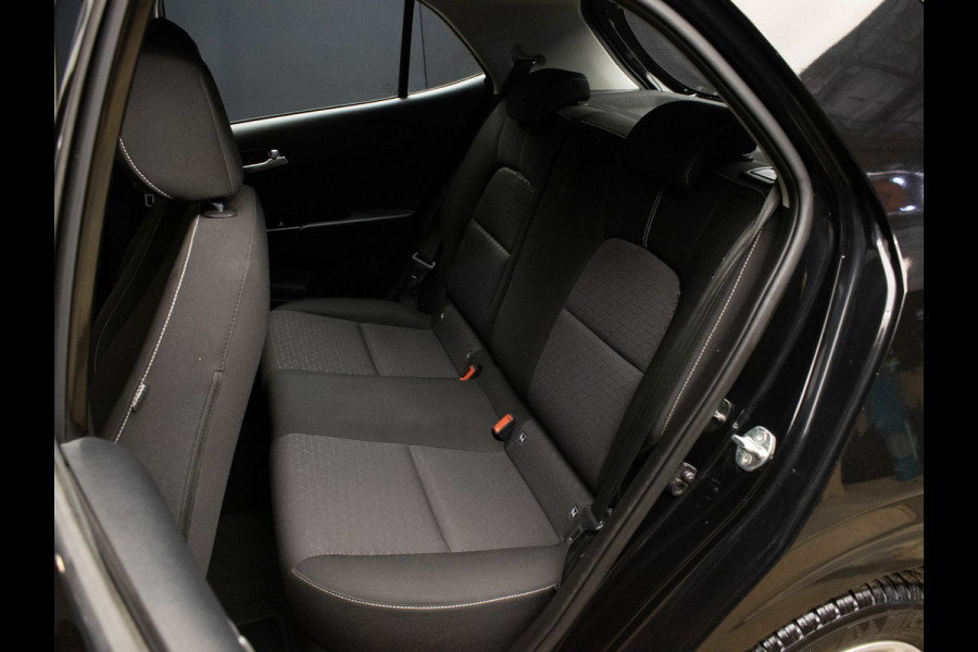 Kia Picanto 1.0 CVVT ComfortPlusLine Navigator Sport (APPLE CARPLAY,NAVI,CAMERA,CRUISE,ELEKTRISCH PAKKET,SPORTSTOELEN,LM VELGEN)