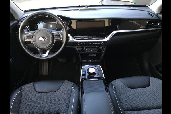 Kia e-Niro DynamicPlusLine 64 kWh 204pk 7 JAAR GARANTIE
