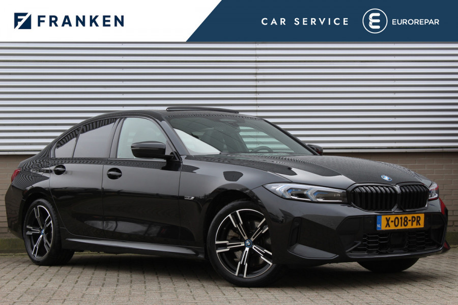 BMW 3-serie 330e xDrive M-Sport | Panoramadak | Widescreen | Harman Kardon | Head-up | BLIS