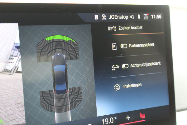 BMW 3-serie 330e xDrive M-Sport | Panoramadak | Widescreen | Harman Kardon | Head-up | BLIS