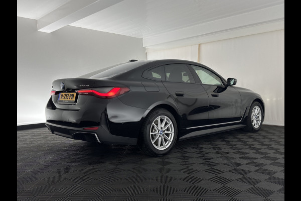 BMW i4 eDrive40 High Executive 84 kWh [ 3-Fase-11kW ] {SOH-95%} (INCL.BTW) Aut. *HEATPUMP | LEATHER | FULL-LED | DIGI-COCKPIT | HEATED-SPORTSEATS | CAMERA | KEYLESS | HIFI-SOUND | PRIVACYGLASS | ECC | AMBIENTLIGHT | PDC | HEAD-UP | CRUISE | 17''ALU*