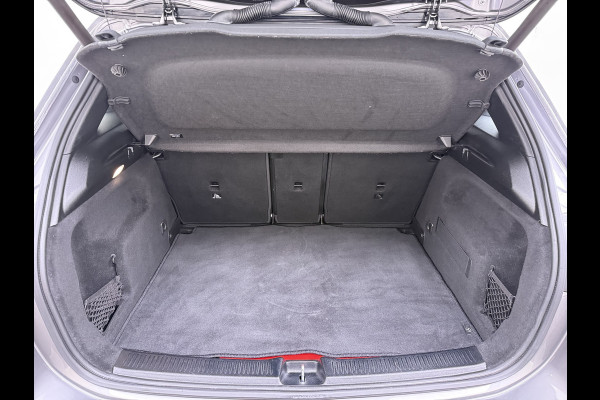 Mercedes-Benz B-Klasse B 250 e AMG line | Trekhaak Sfeer Camera Night