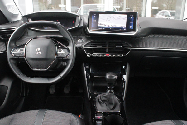 Peugeot 208 1.2 100PK ALLURE PACK | NAVIGATIE 10" TOUCHSCREEN | 3-D INSTRUMENTENPANEEL | ALL SEASON BANDEN | PARKEERSENSOREN ACHTER | CLIMATE CONTROL | CRUISE CONTROL | APPLE CARPLAY/ANDROID AUTO | LICHTMETALEN VELGEN | DAB+ RADIO |