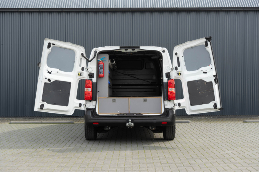 Opel Vivaro L2H1 | 1ste eigenaar | Airco | Cruise | PDC | 3-Zits | Trekhaak