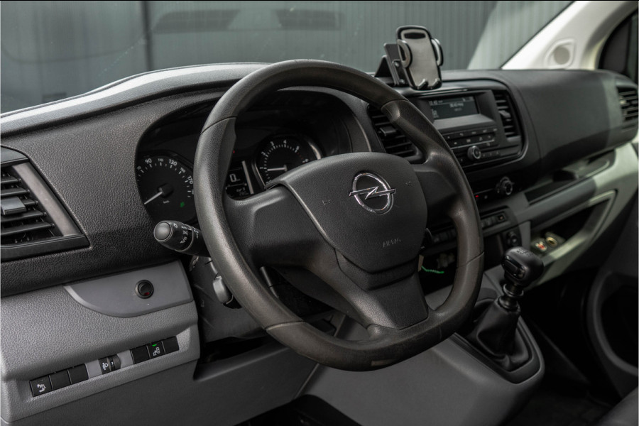 Opel Vivaro L2H1 | 1ste eigenaar | Airco | Cruise | PDC | 3-Zits | Trekhaak