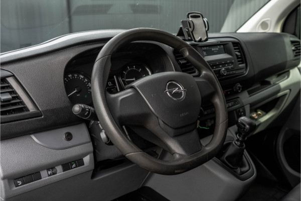Opel Vivaro L2H1 | 1ste eigenaar | Airco | Cruise | PDC | 3-Zits | Trekhaak