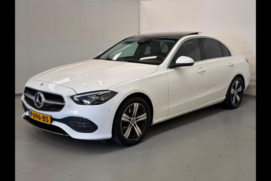 Mercedes-Benz C-Klasse 200 Luxury Line / Pano / NL-auto / Trekhaak