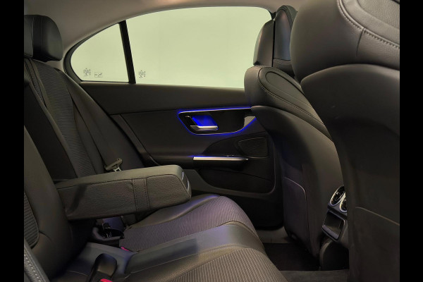 Mercedes-Benz C-Klasse 200 Luxury Line / Pano / NL-auto / Trekhaak