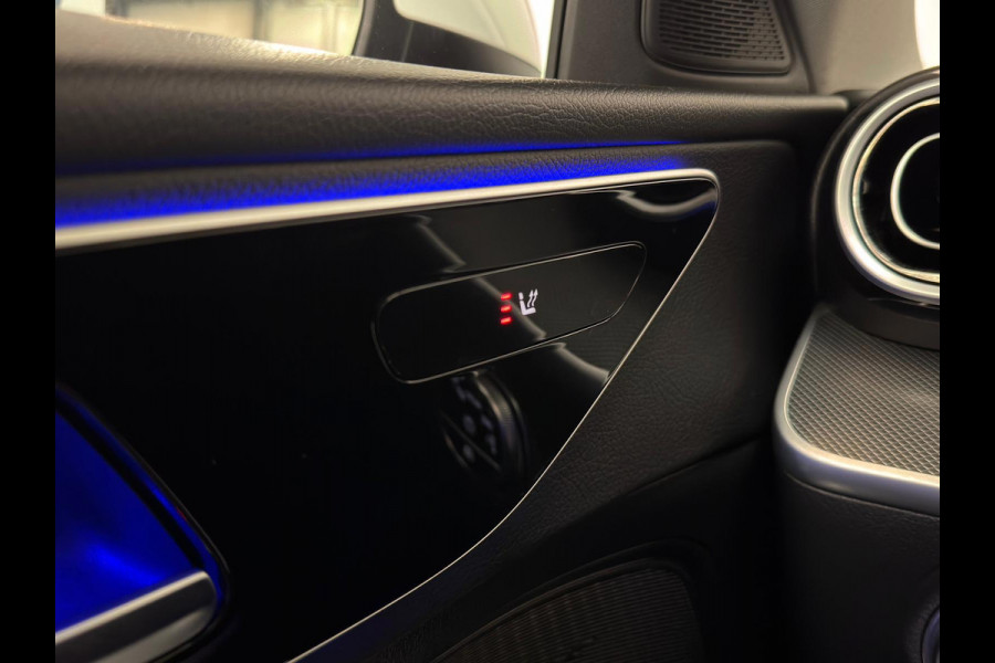 Mercedes-Benz C-Klasse 200 Luxury Line / Pano / NL-auto / Trekhaak