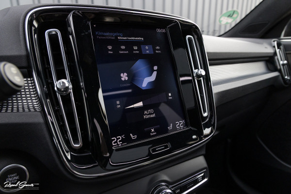 Volvo XC40 2.0 T4 R-Design | Panorama dak | Adaptieve cruise | Memory | Harman Kardon |