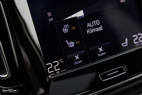 Volvo XC40 2.0 T4 R-Design | Panorama dak | Adaptieve cruise | Memory | Harman Kardon |