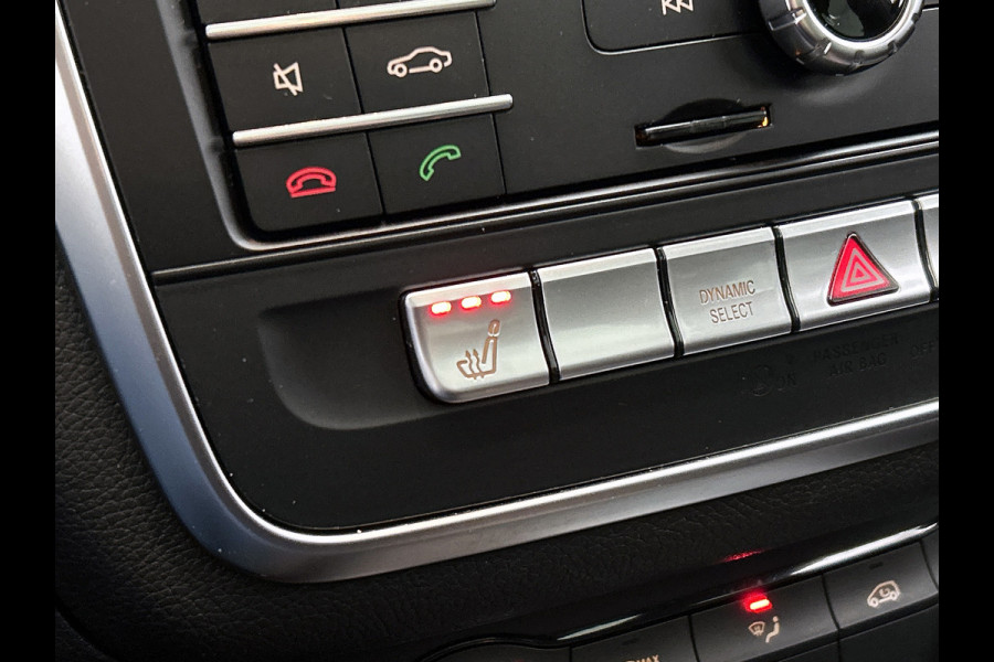 Mercedes-Benz CLA-Klasse 180 Business Solution AMG(Goed OnderH, Panorama, Camera, Carplay, Navi, StoelV, Etc)