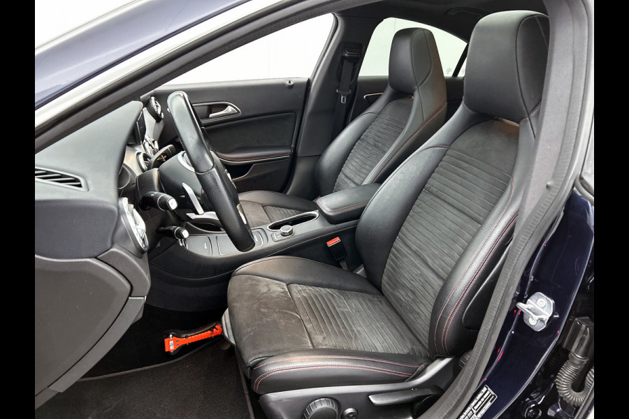 Mercedes-Benz CLA-Klasse 180 Business Solution AMG(Goed OnderH, Panorama, Camera, Carplay, Navi, StoelV, Etc)