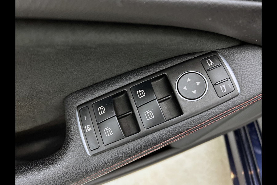 Mercedes-Benz CLA-Klasse 180 Business Solution AMG(Goed OnderH, Panorama, Camera, Carplay, Navi, StoelV, Etc)