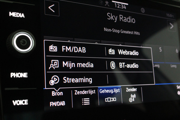 Volkswagen T-Roc 1.0 TSI Life Business > Camera/Pyrite Silver/ACC/Stoelverwarming...