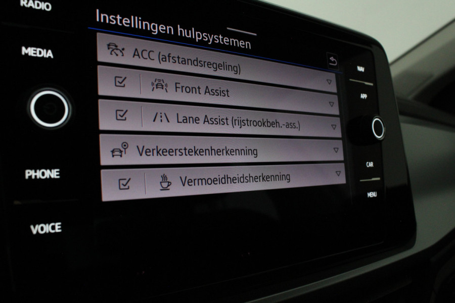 Volkswagen T-Roc 1.0 TSI Life Business > Camera/Pyrite Silver/ACC/Stoelverwarming...