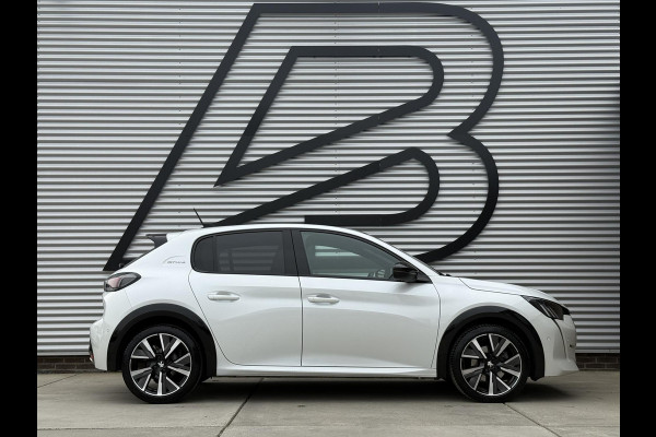 Peugeot 208 1.2 PureTech GT-Line 1e Eigenaar|Pano|Navi|Clima|Cruise|Camera|Trekhaak|Carplay|PDV V+A|Nieuwe APK bij aflevering