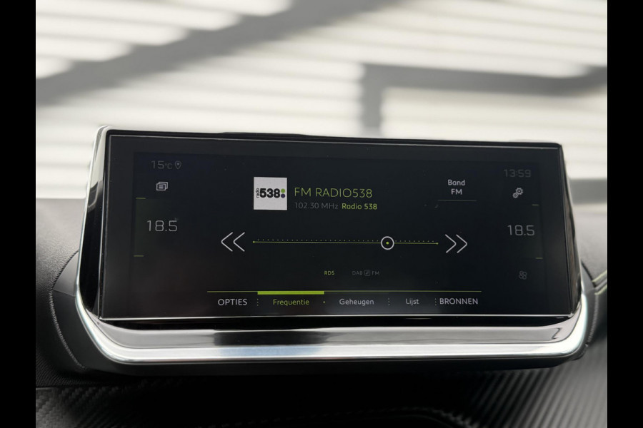 Peugeot 208 1.2 PureTech GT-Line 1e Eigenaar|Pano|Navi|Clima|Cruise|Camera|Trekhaak|Carplay|PDV V+A|Nieuwe APK bij aflevering