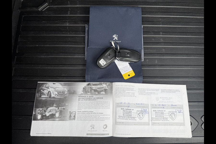 Peugeot 208 1.2 PureTech GT-Line 1e Eigenaar|Pano|Navi|Clima|Cruise|Camera|Trekhaak|Carplay|PDV V+A|Nieuwe APK bij aflevering