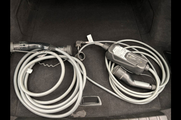 BMW i4 EDrive40 High Executive M/Sport 84 kWh | Pano/Dak | Warmtepomp | Adapt.Cruise/Control | Head/Up | 1e Eigenaar