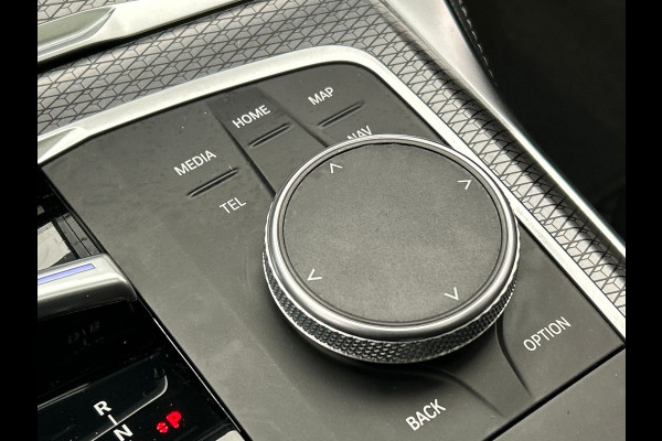 BMW i4 EDrive40 High Executive M/Sport 84 kWh | Pano/Dak | Warmtepomp | Adapt.Cruise/Control | Head/Up | 1e Eigenaar