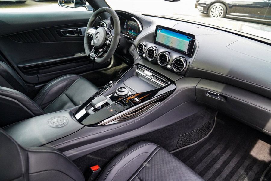 Mercedes-Benz AMG GT 4.0 S Premium | Facelift | Keramisch | BTW incl. | 522PK | Sunroof | Stoelkoeling | Dealer onderhouden | NAP