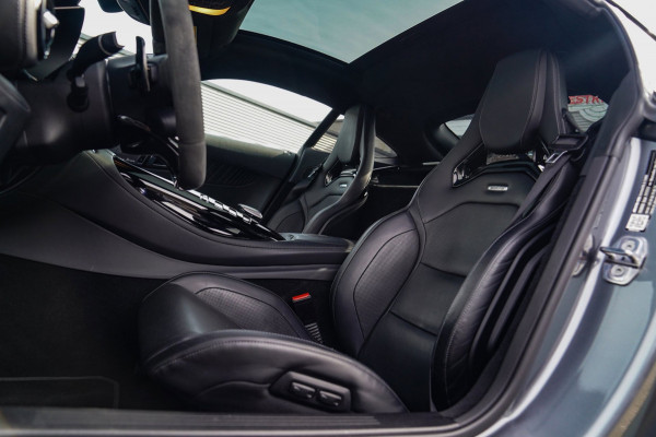 Mercedes-Benz AMG GT 4.0 S Premium | Facelift | Keramisch | BTW incl. | 522PK | Sunroof | Stoelkoeling | Dealer onderhouden | NAP