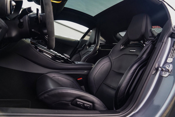 Mercedes-Benz AMG GT 4.0 S Premium | Facelift | Keramisch | BTW incl. | 522PK | Sunroof | Stoelkoeling | Dealer onderhouden | NAP
