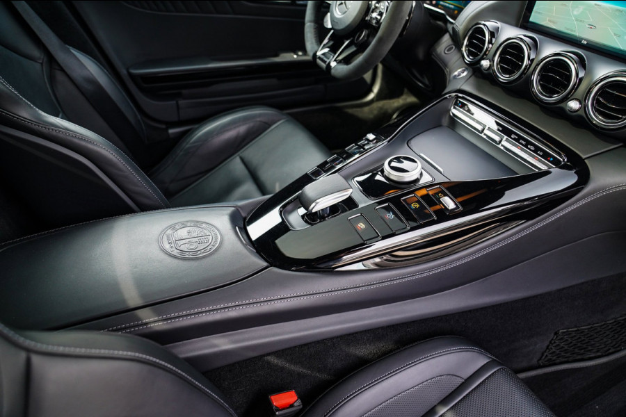 Mercedes-Benz AMG GT 4.0 S Premium | Facelift | Keramisch | BTW incl. | 522PK | Sunroof | Stoelkoeling | Dealer onderhouden | NAP