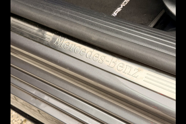 Mercedes-Benz A-Klasse 180 Business Solution AMG A35 Bumpers 19" AMG Velgen | Camera