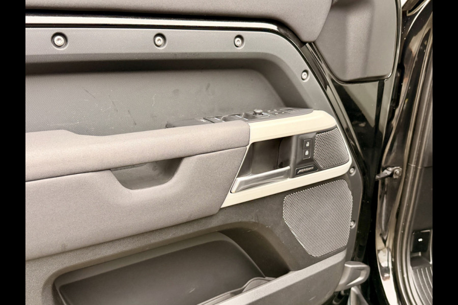 Land Rover Defender 110 2.0 P400e 110 XS Edition 22" velgen | Groot scherm | Koelkast