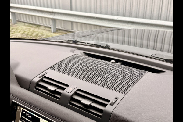 Land Rover Defender 110 2.0 P400e 110 XS Edition 22" velgen | Groot scherm | Koelkast