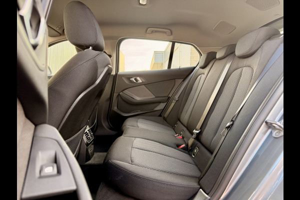 BMW 1-serie 118i Navi | Digitale Cockpit | Harman Kardon | Camera