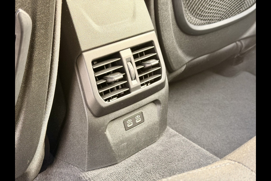 BMW 1-serie 118i Navi | Digitale Cockpit | Harman Kardon | Camera